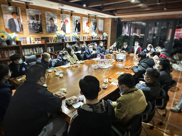 1671670513402322.jpg 樱桃APP免费下载2021年度优秀员工交流分享会.jpg