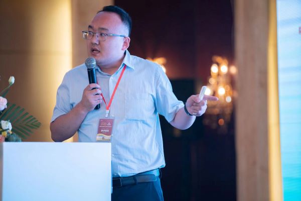 1695449333988488.jpg 樱桃APP免费下载营销副总周蓝舰作《产业大脑+未来农场的模式探索》专题报告.jpg